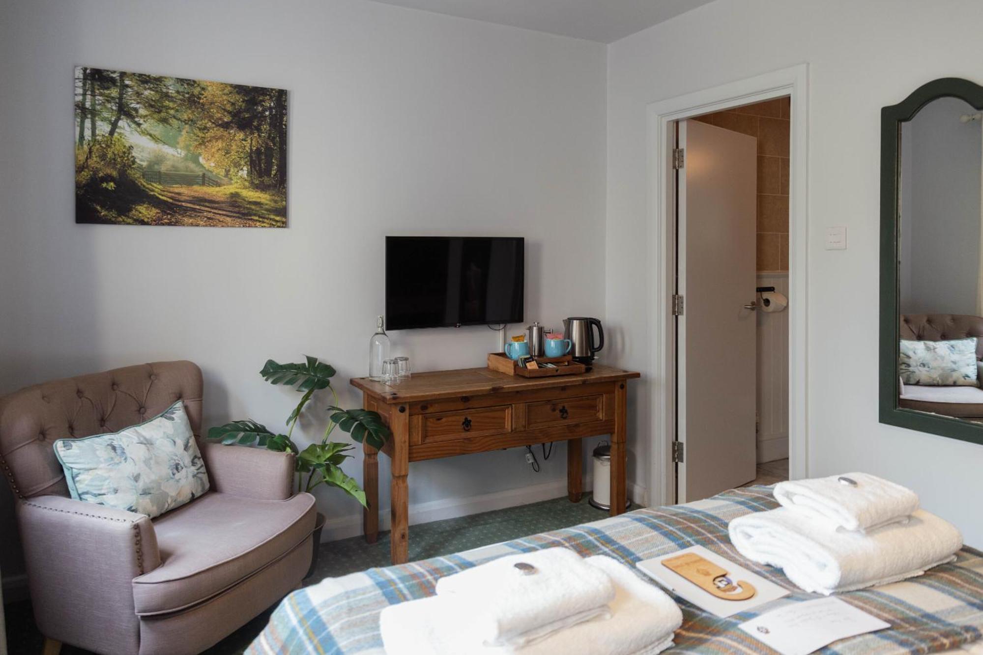 The Devonshire Arms Hotel Baslow Room photo